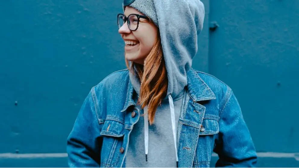 Imagen de mujer sonriendo